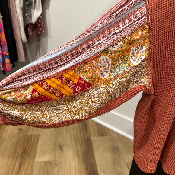 Easel Rust and Multicolor Boho Top - Picture 5 of 6